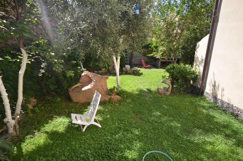 Appartamenti Salusai Trinità dʼAgultu Eksteriør bilde